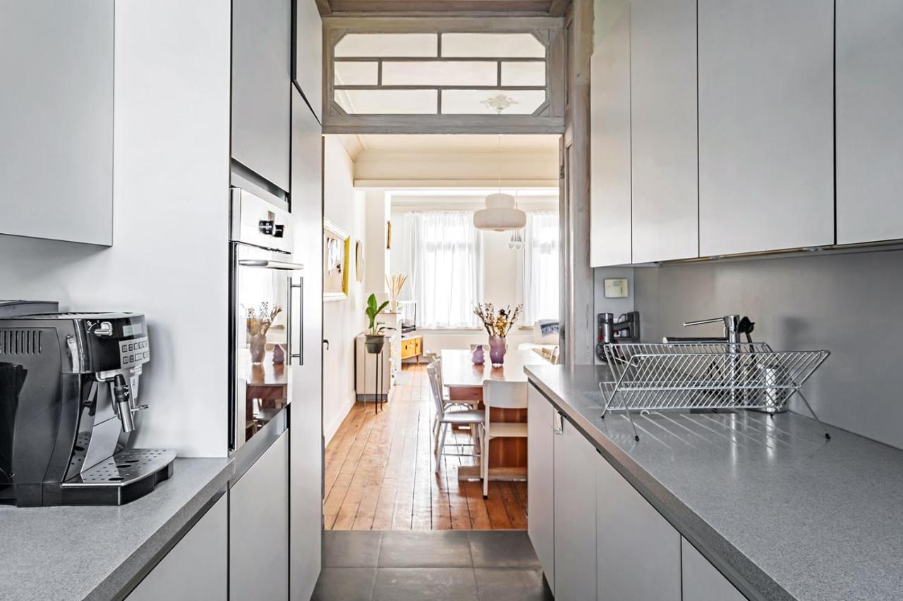 Appartement Ruime Woning In Een Leuke Buurt Nabij Het Centrum *