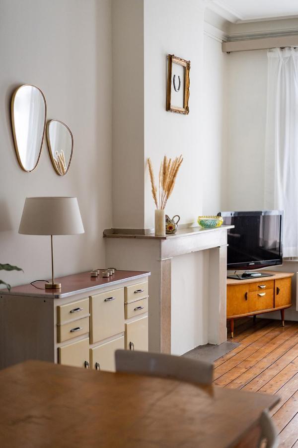 Appartement Ruime Woning In Een Leuke Buurt Nabij Het Centrum *