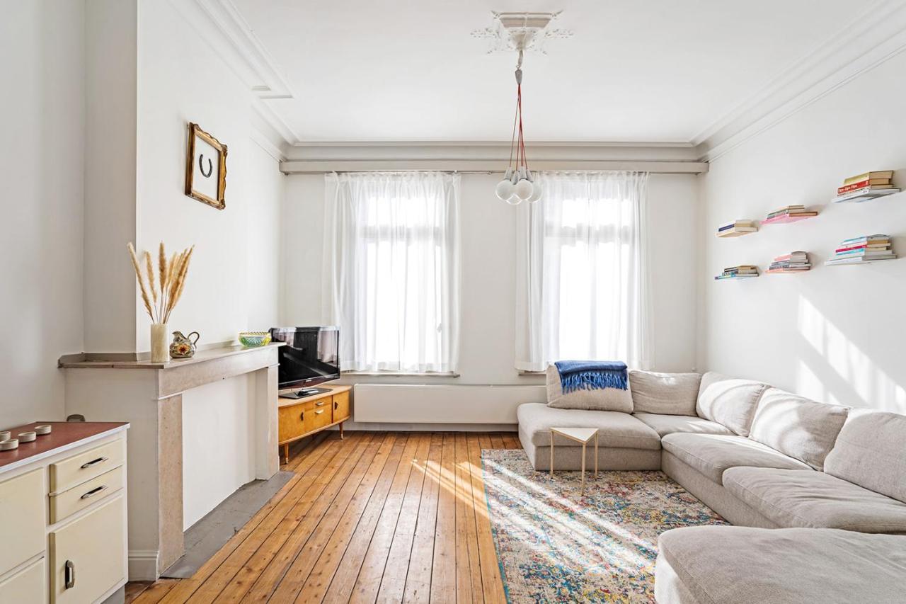 Ruime Woning In Een Leuke Buurt Nabij Het Centrum *